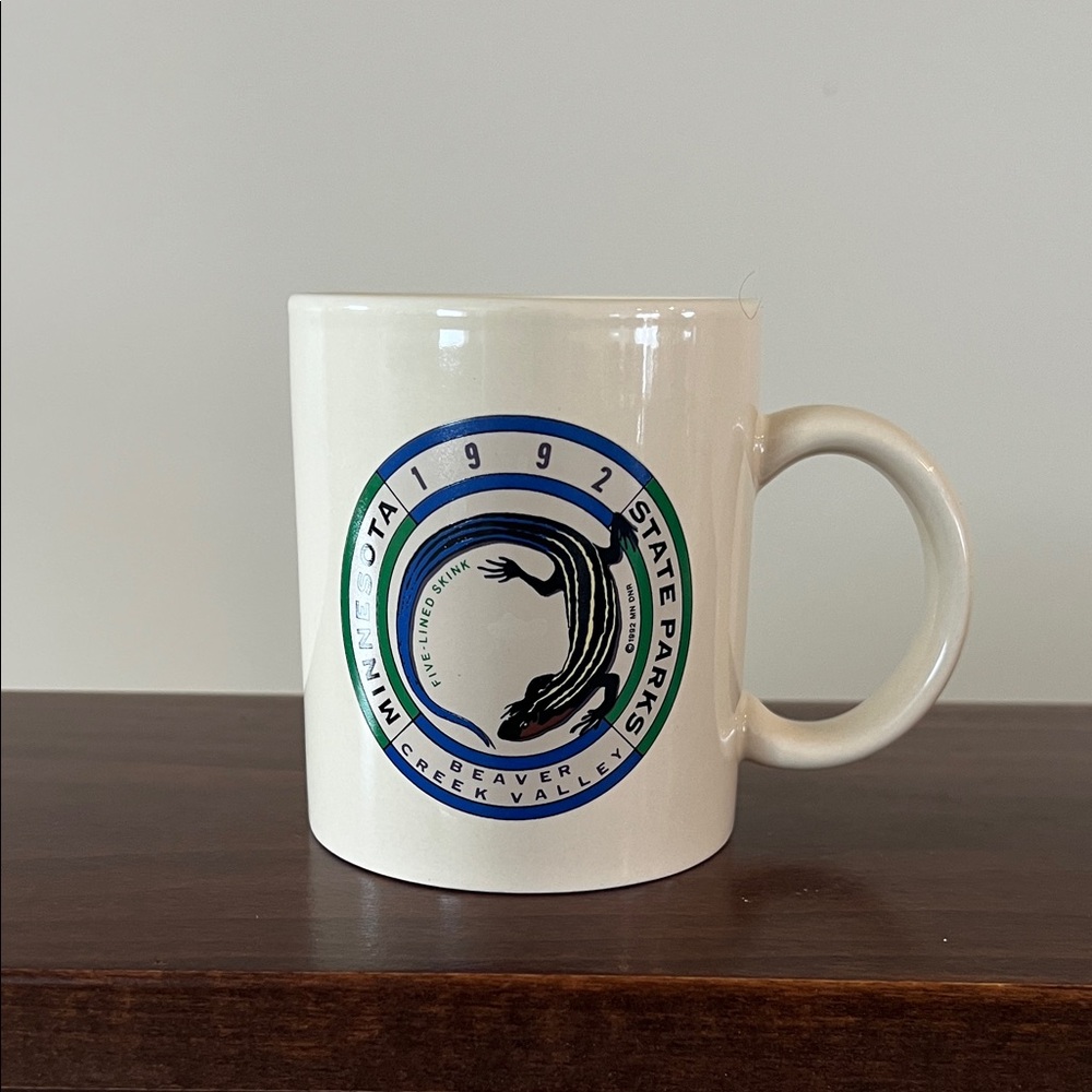 Rare Vintage Minnesota State Park Salamander Series Mug .